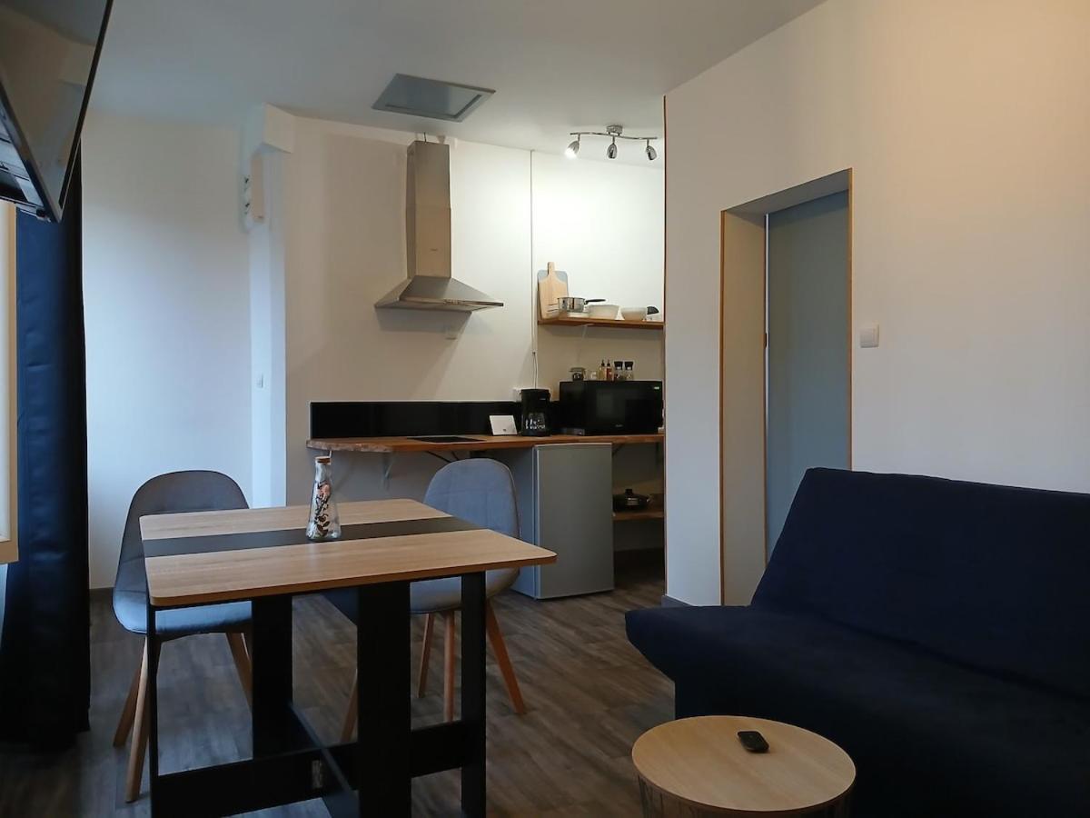 La Boissière-des-Landes Appartement T2 Meuble - Entree Independante מראה חיצוני תמונה